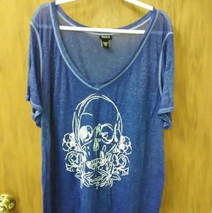 Torrid Size 3 (3X) graphic tee